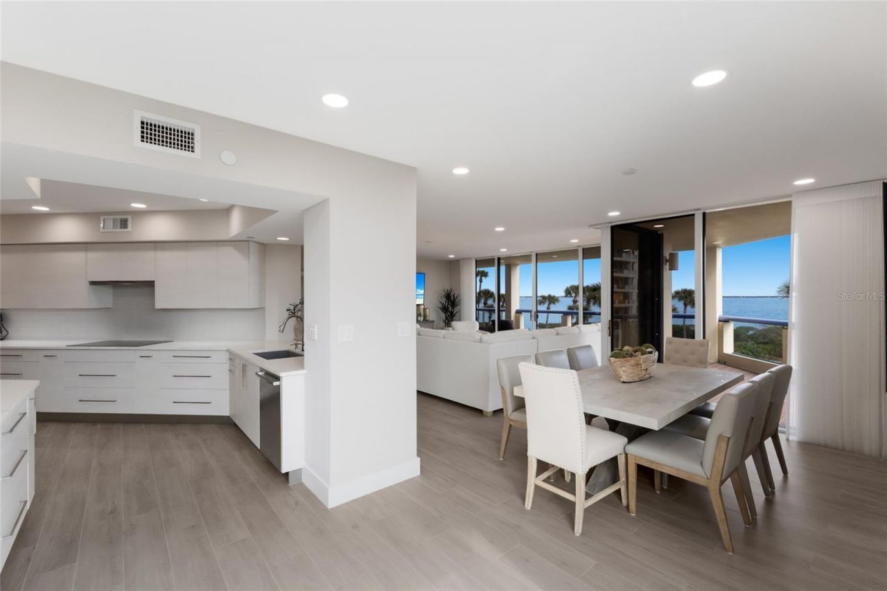 2120 Harbourside Drive, Unit 628, Longboat Key, FL 34228 Photo