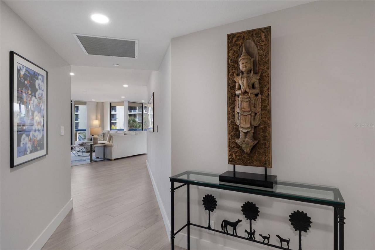 2120 Harbourside Drive, Unit 628, Longboat Key, FL 34228 Photo