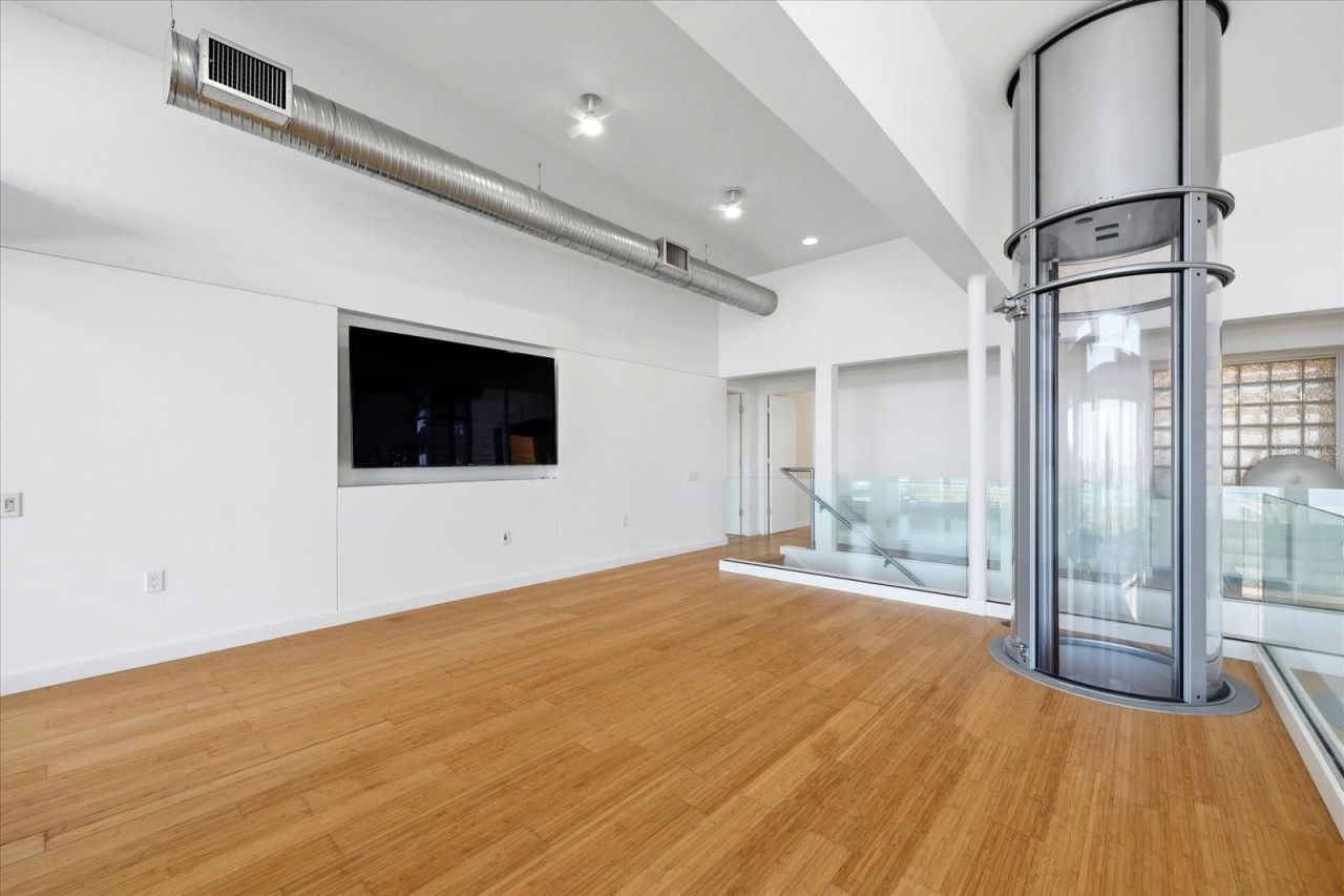 1405 N Bayshore Drive, Safety Harbor, FL 34695 Photo