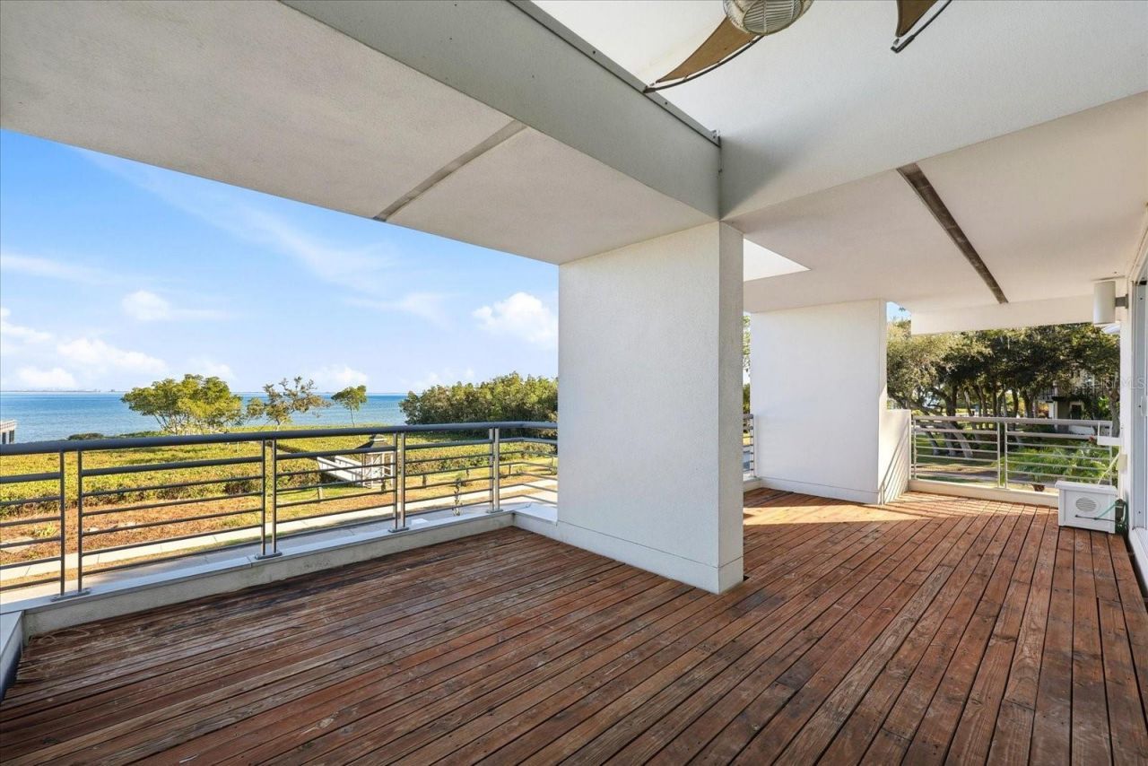 1405 N Bayshore Drive, Safety Harbor, FL 34695 Photo