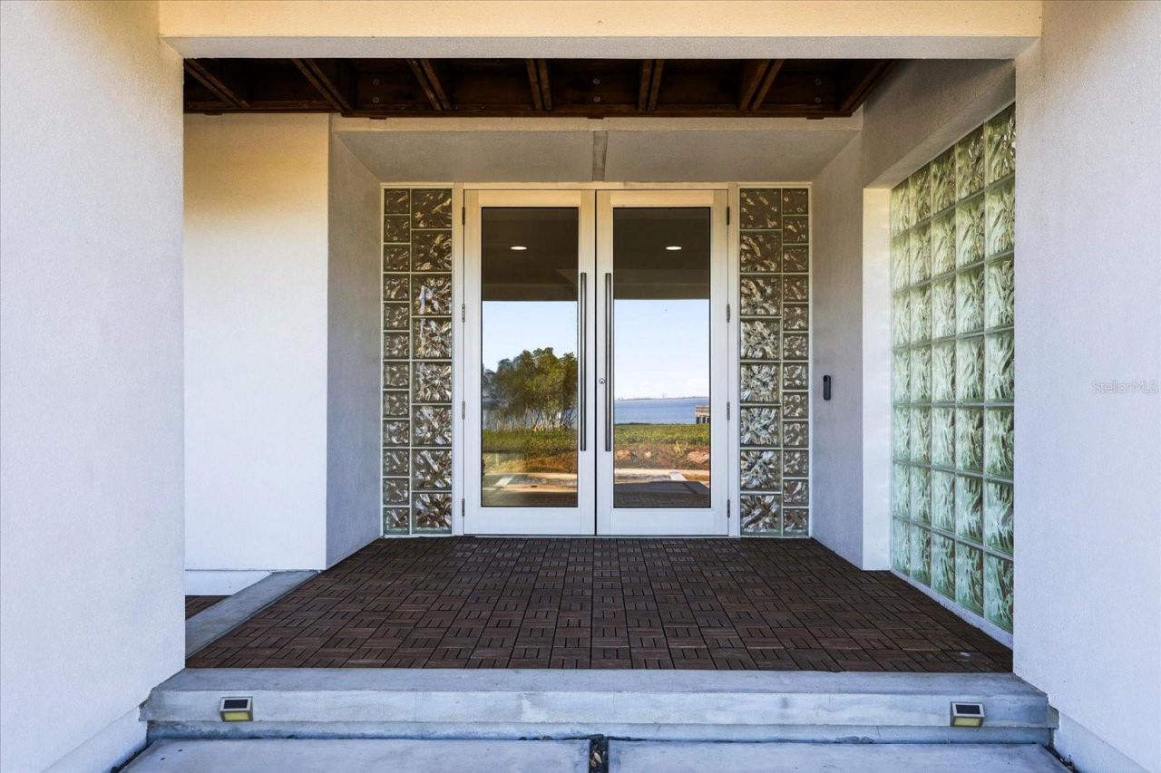 1405 N Bayshore Drive, Safety Harbor, FL 34695 Photo