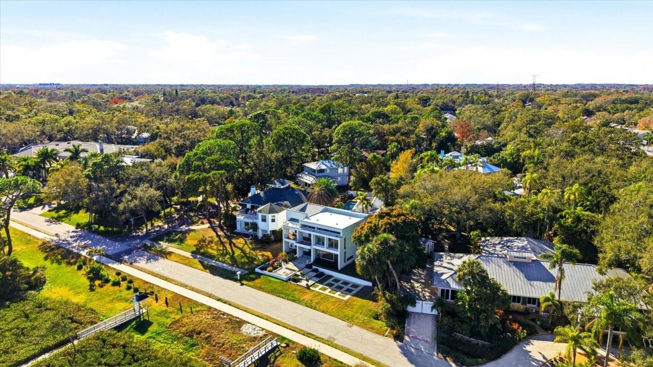 1405 N Bayshore Drive, Safety Harbor, FL 34695 Photo