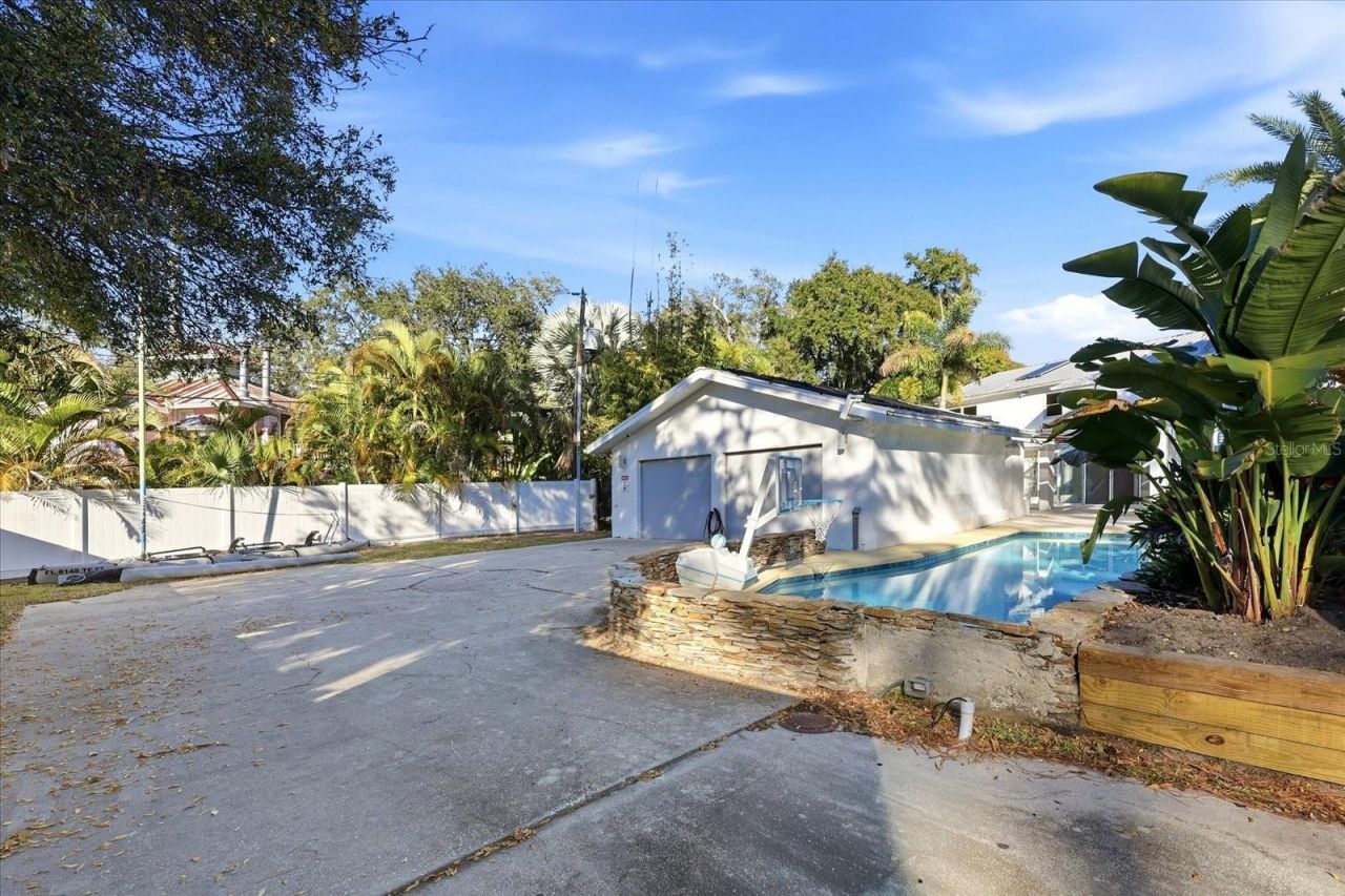 1405 N Bayshore Drive, Safety Harbor, FL 34695 Photo