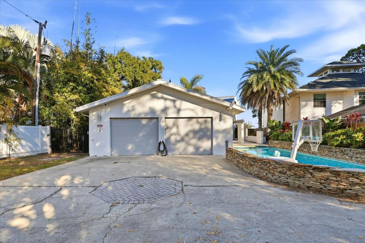 1405 N Bayshore Drive, Safety Harbor, FL 34695 Photo