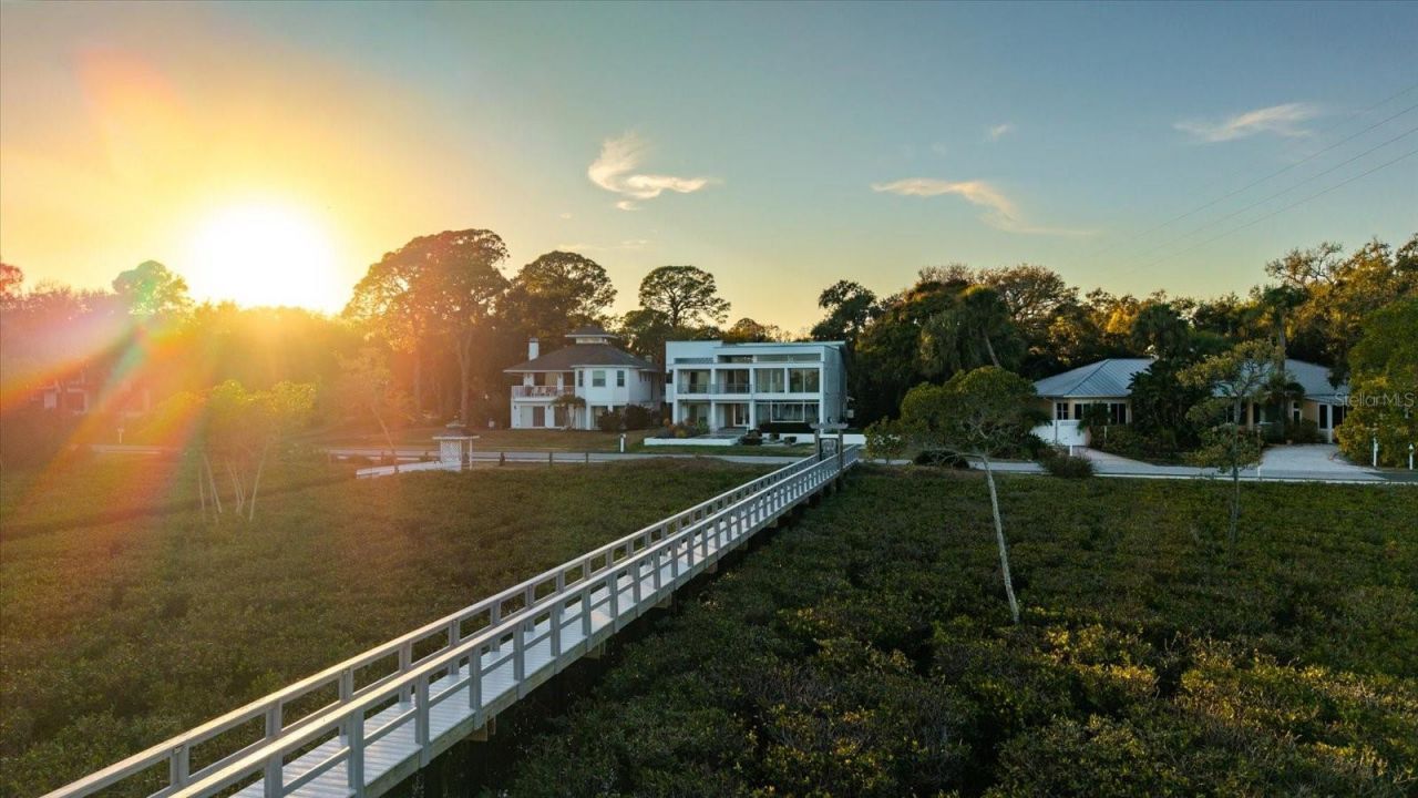 1405 N Bayshore Drive, Safety Harbor, FL 34695 Photo