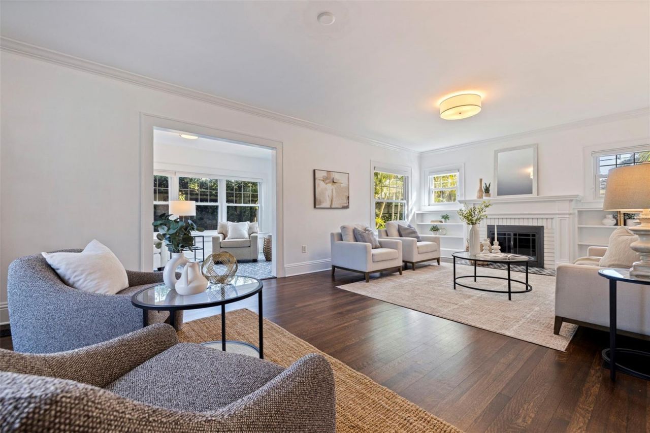 646 17th Ave Ne, Saint Petersburg, FL 33704 Photo