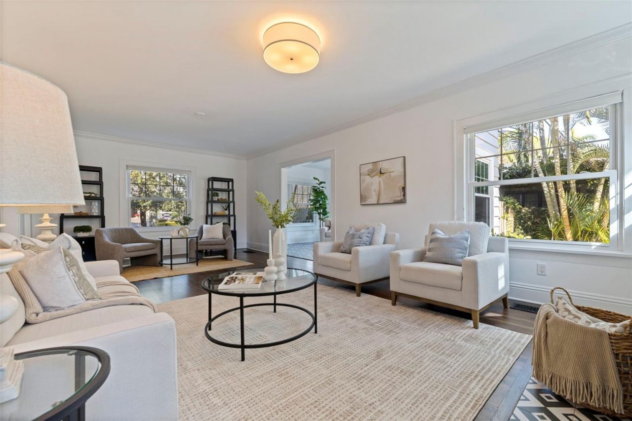 646 17th Ave Ne, Saint Petersburg, FL 33704 Photo