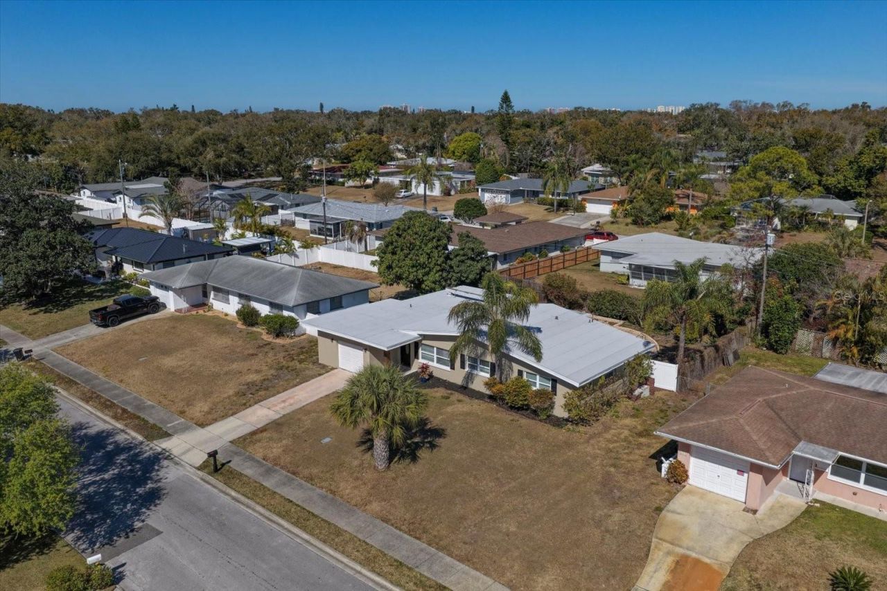 2239 Duncan Drive, Belleair Bluffs, FL 33770 Photo