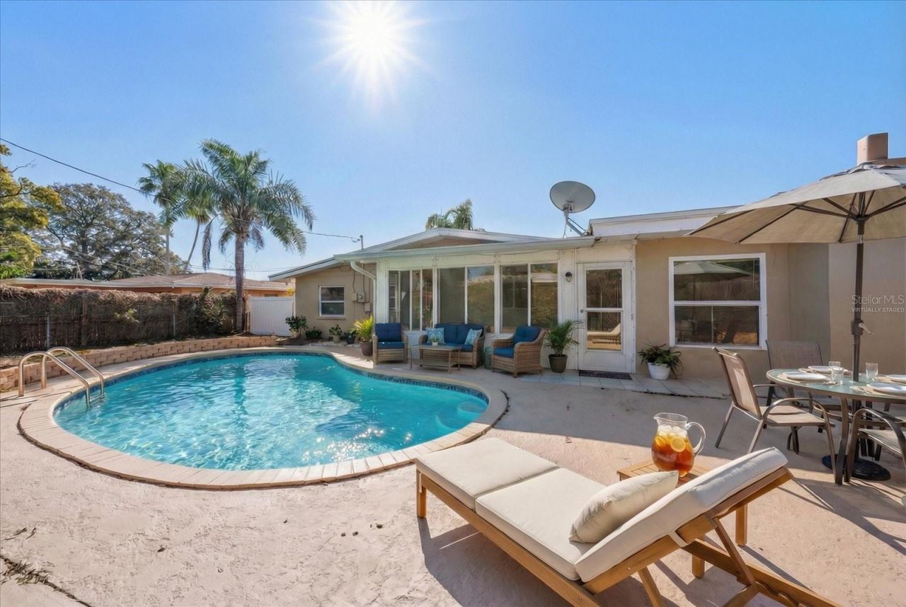 2239 Duncan Drive, Belleair Bluffs, FL 33770 Photo