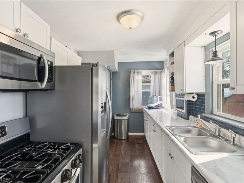 298 E Ford Avenue, Barberton, OH 44203 Photo 15