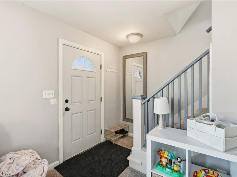 298 E Ford Avenue, Barberton, OH 44203 Photo 8