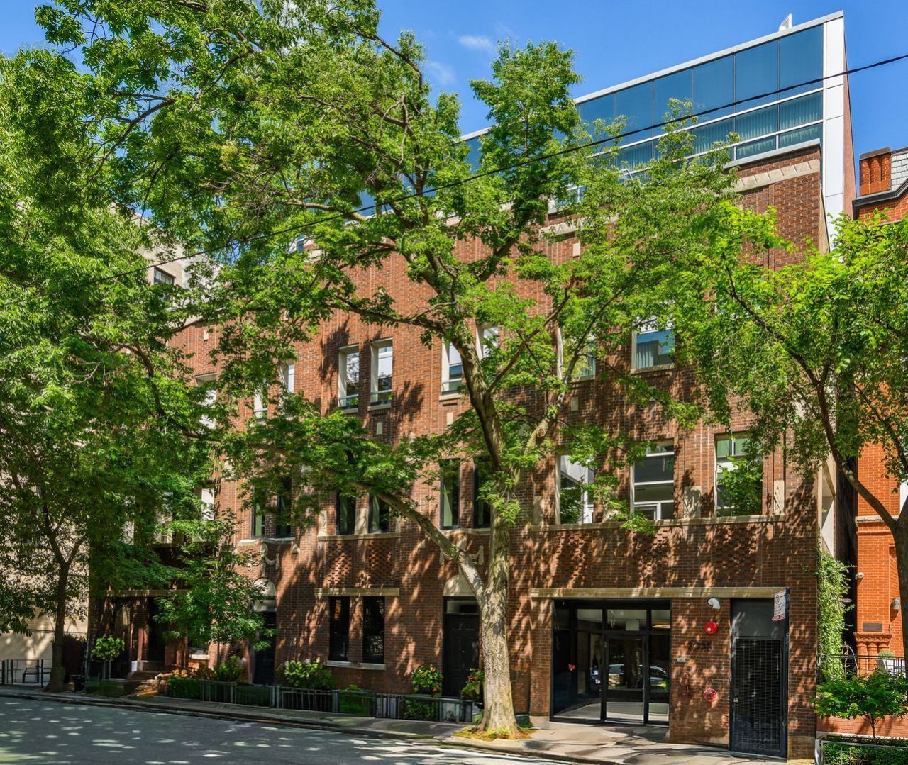 2035 N Orleans Street, Unit M2, Chicago, IL 60614 Main Photo