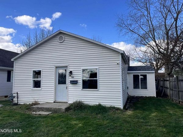 140 Monroe Avenue, Findlay, OH 45840