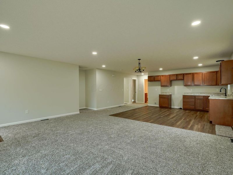 353 Elm Street, New Straitsville, OH 43766 Photo 11