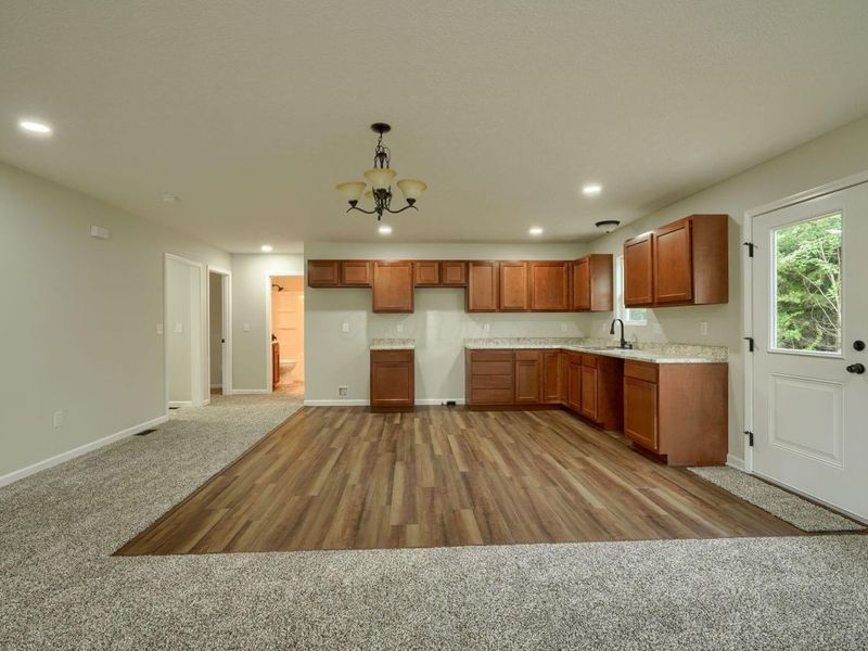 353 Elm Street , New Straitsville, OH 43766 Photo 13