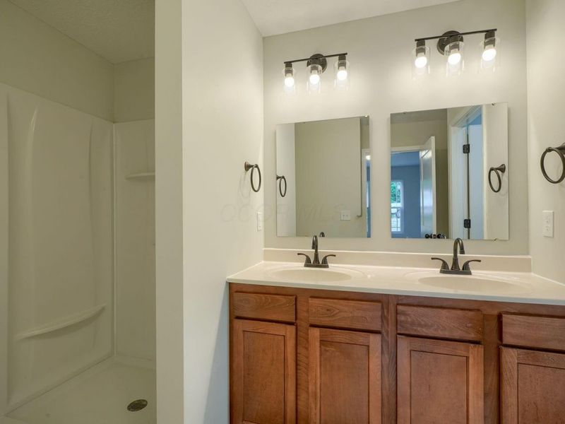 353 Elm Street , New Straitsville, OH 43766 Photo 21