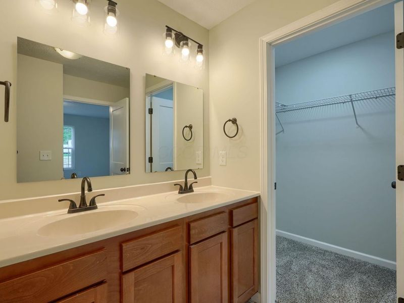 353 Elm Street , New Straitsville, OH 43766 Photo 22