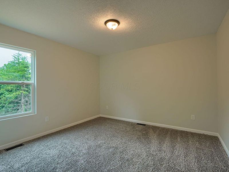 353 Elm Street , New Straitsville, OH 43766 Photo 25