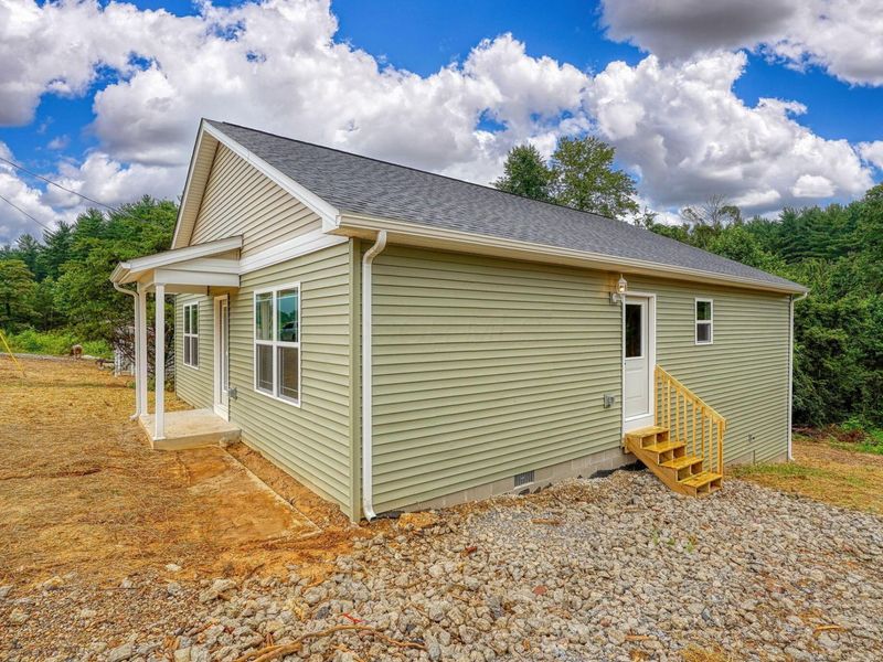 353 Elm Street, New Straitsville, OH 43766 Photo 32