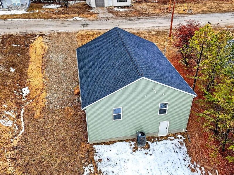 353 Elm Street , New Straitsville, OH 43766 Photo 47