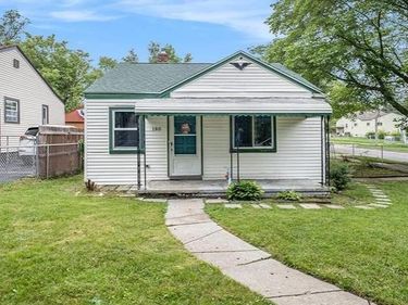 180 W Rutgers Avenue, Pontiac, MI 48340