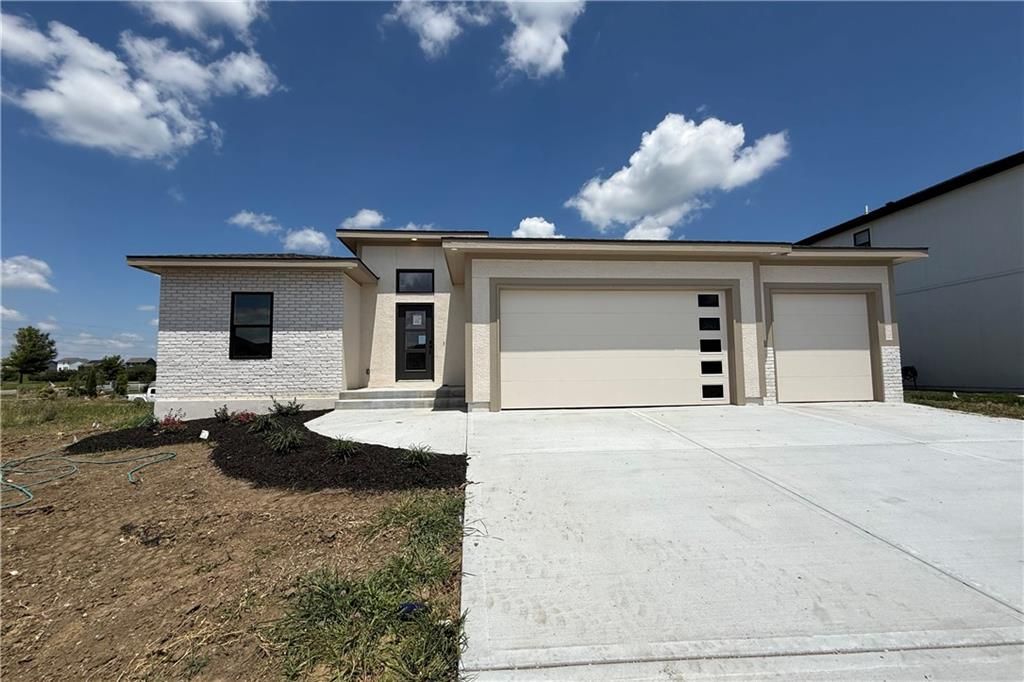 27604 E 128th Court, Lees Summit, MO, 64086 - MLS ID#2601770