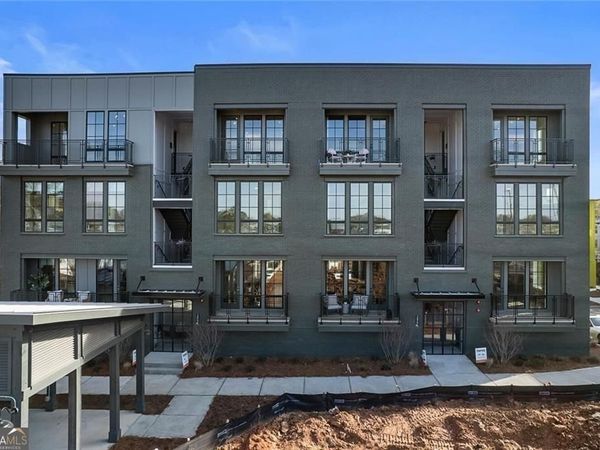 962 Bibbs Circle NW, Unit 6, Atlanta, GA 30318