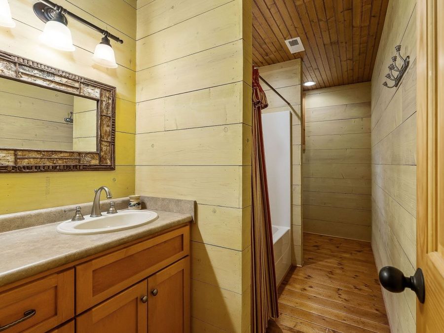 Property Image 60