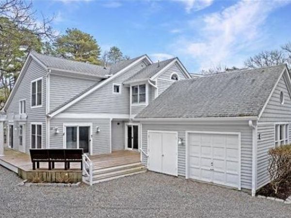 150 Cove Road, UNIT 10, Vineyard Haven, MA 02568