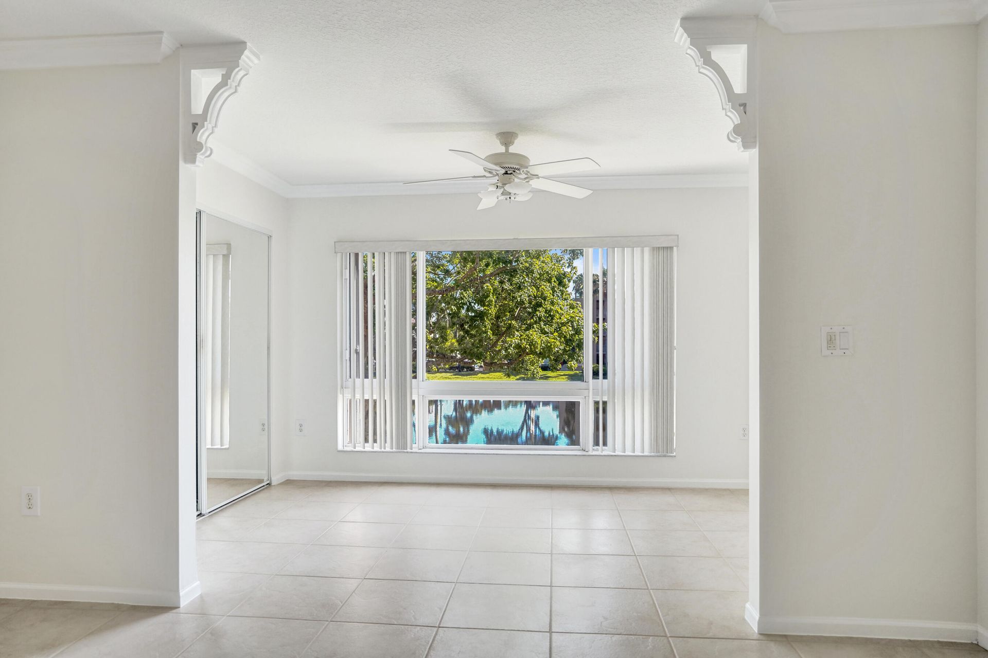 5777 Gemstone Court, Unit 207, Boynton Beach, FL 33437 Photo