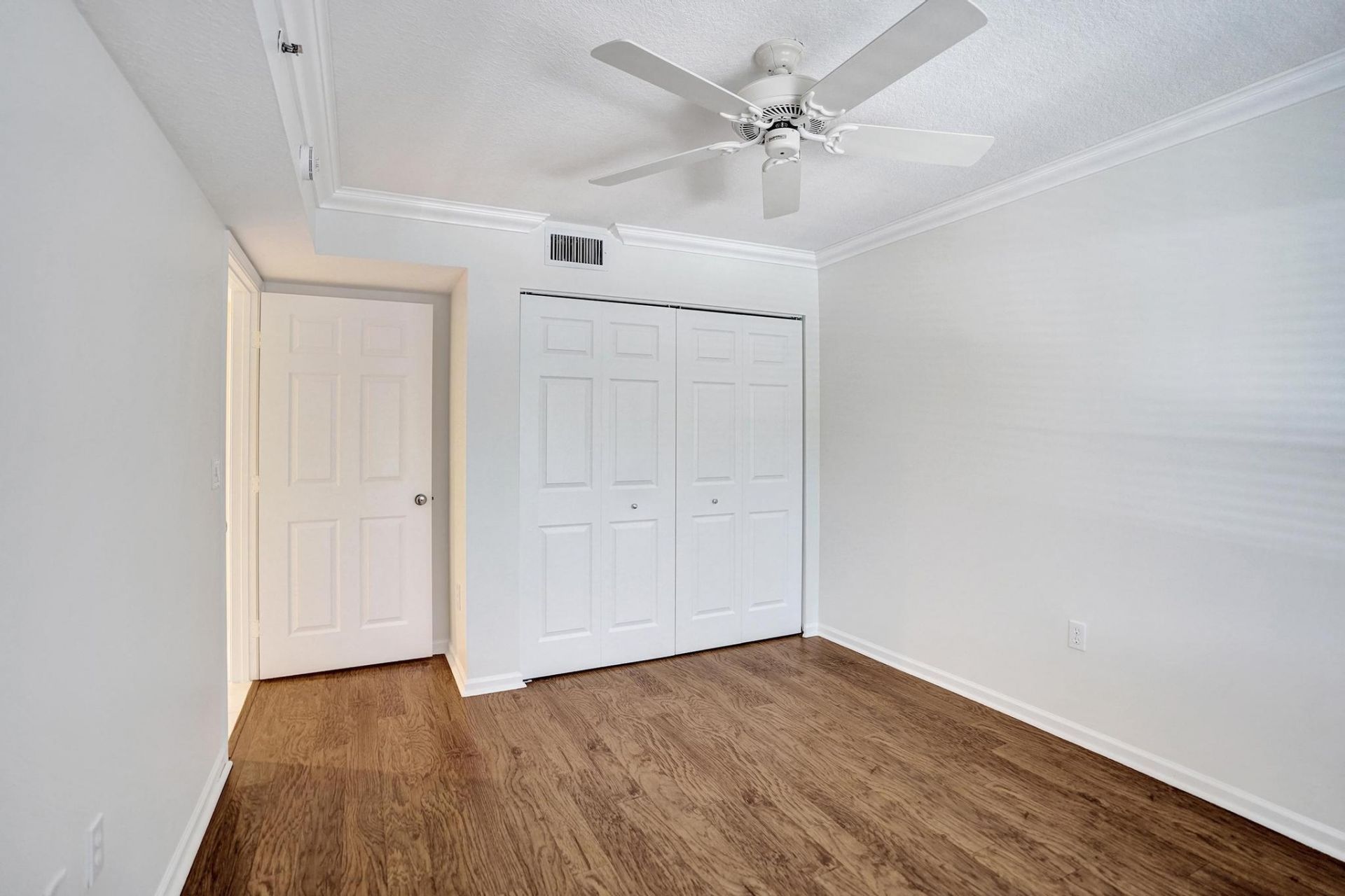 5777 Gemstone Court, Unit 207, Boynton Beach, FL 33437 Photo