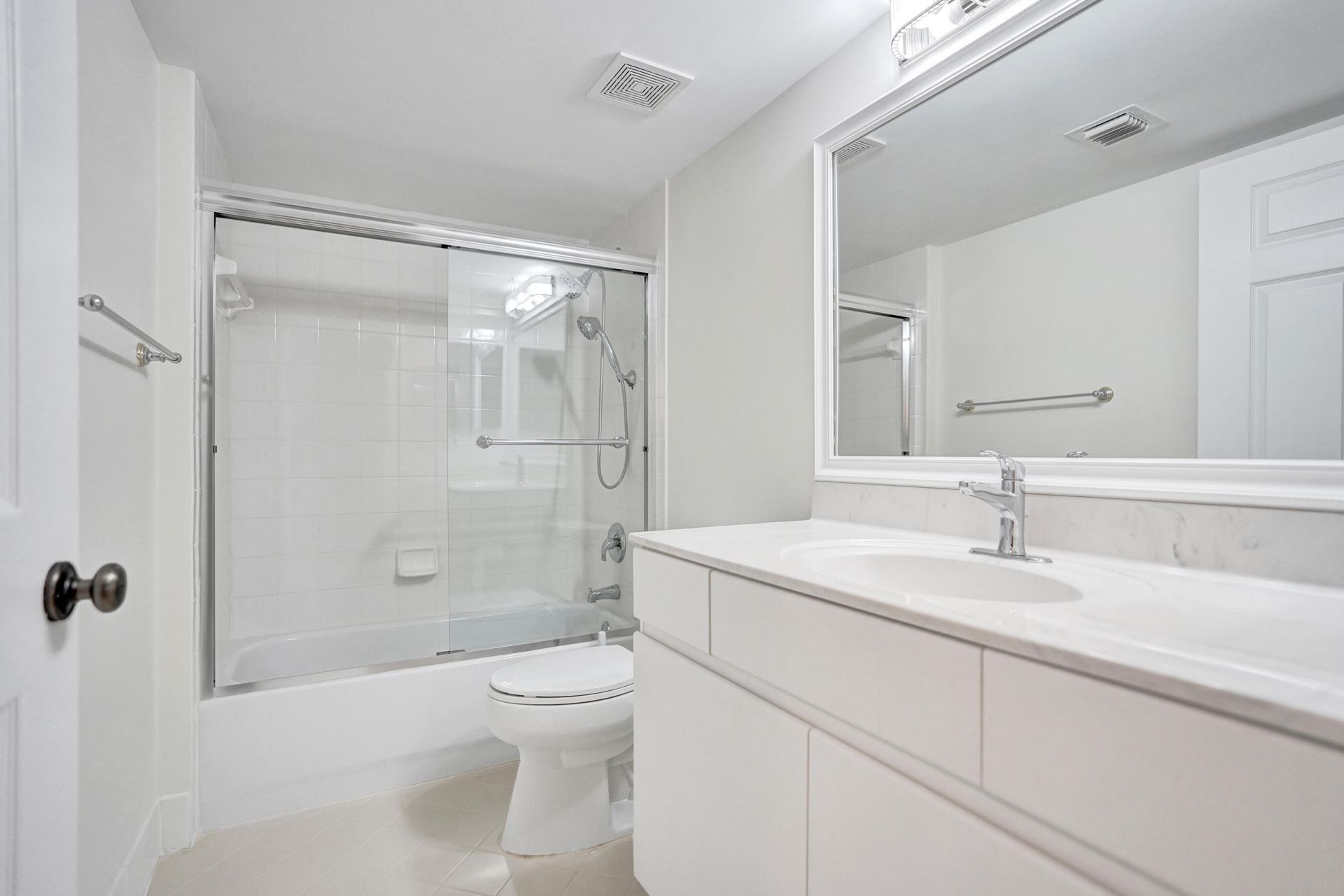 5777 Gemstone Court, Unit 207, Boynton Beach, FL 33437 Photo