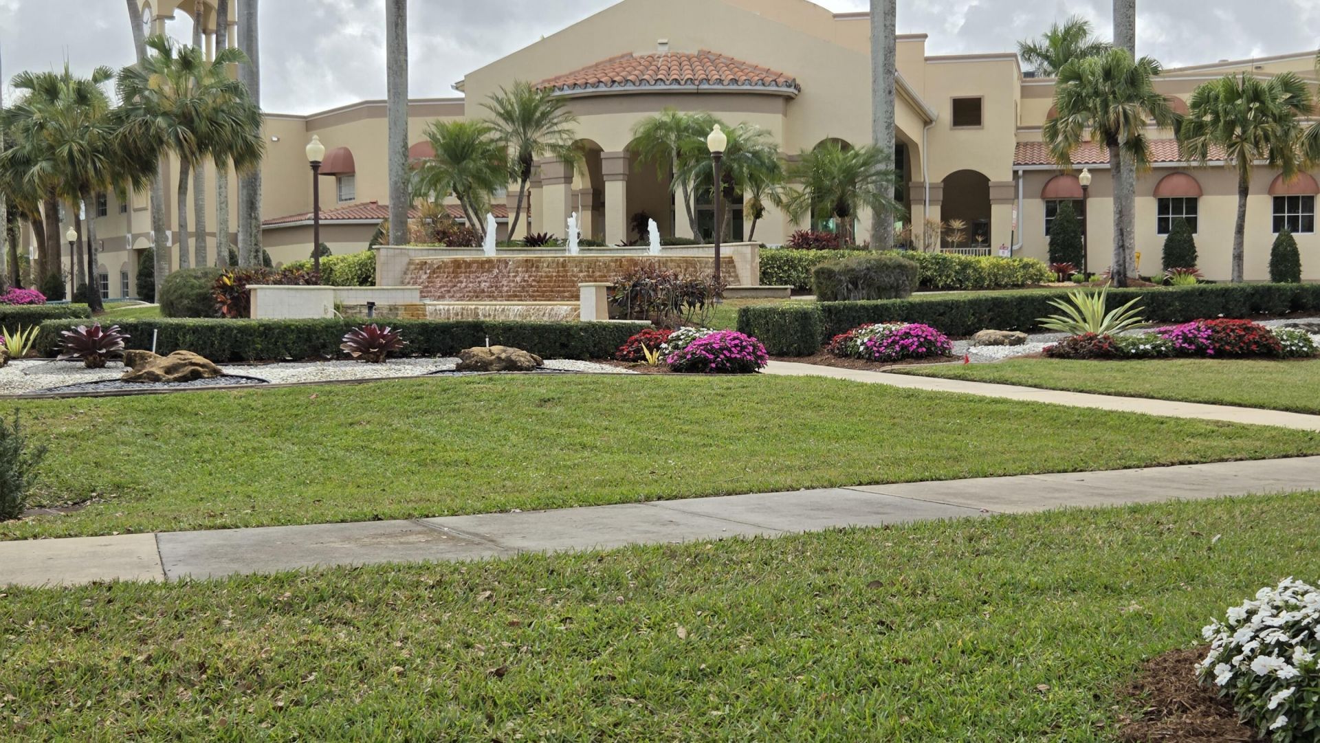5777 Gemstone Court, Unit 207, Boynton Beach, FL 33437 Photo