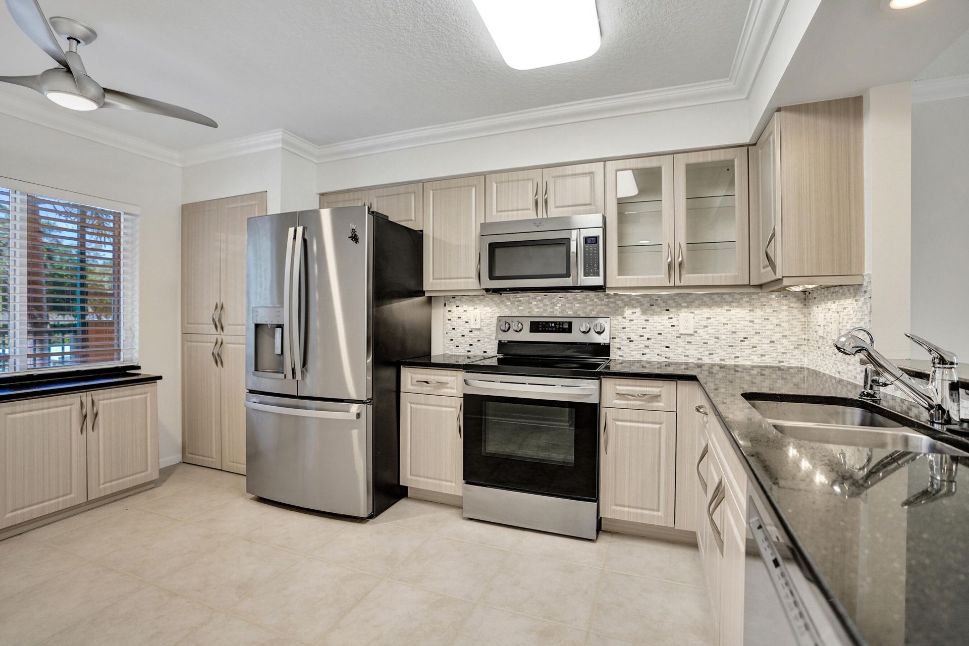 5777 Gemstone Court, Unit 207, Boynton Beach, FL 33437 Photo