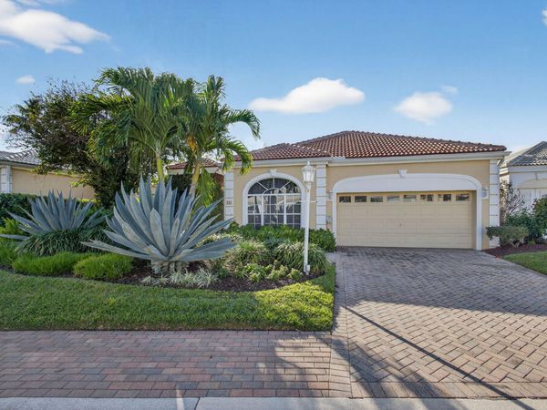 203 Coral Cay Terrace, Palm Beach Gardens, FL 33418