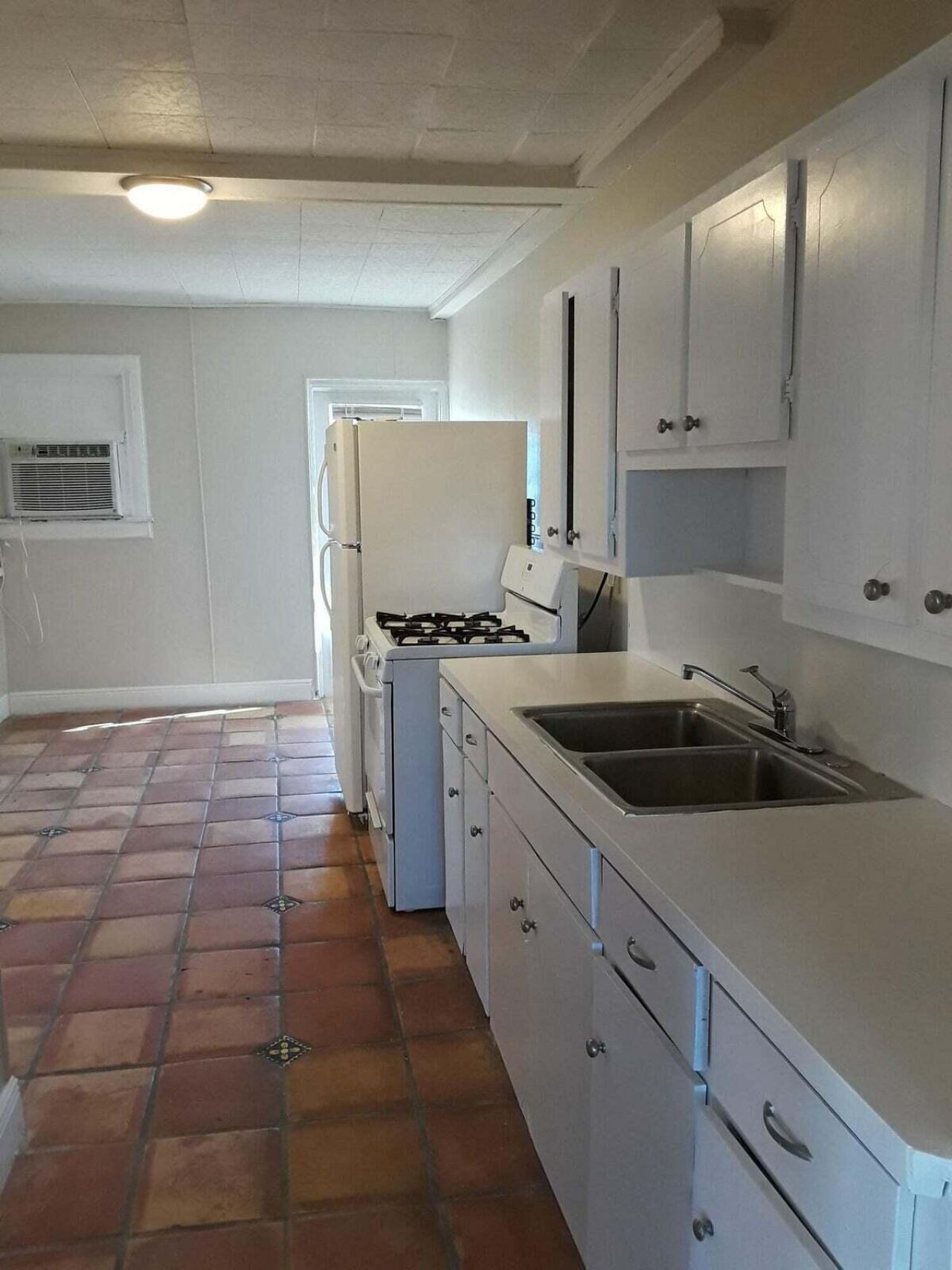 736 Omar Road, West Palm Beach, FL 33405 Photo