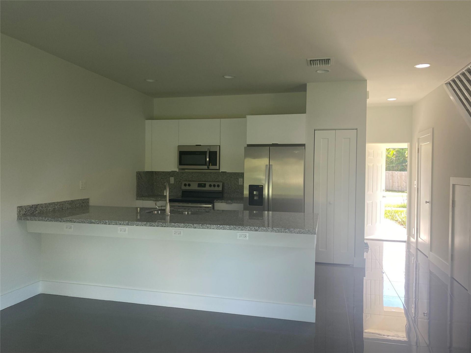 5615 Polk Street, Unit 5615, Hollywood, FL 33021 Photo