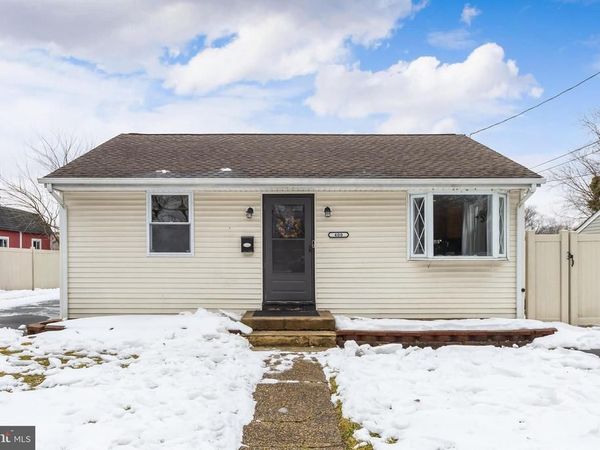 400 N FORKLANDING ROAD, MAPLE SHADE, NJ 08052