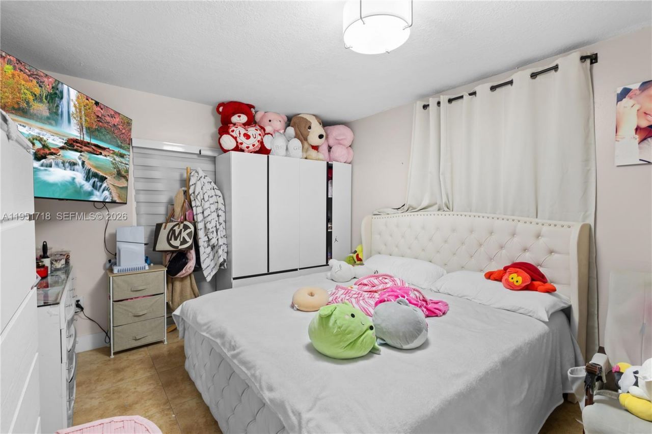 10358 NW 128th Ter , Hialeah Gardens, FL 33018 Photo