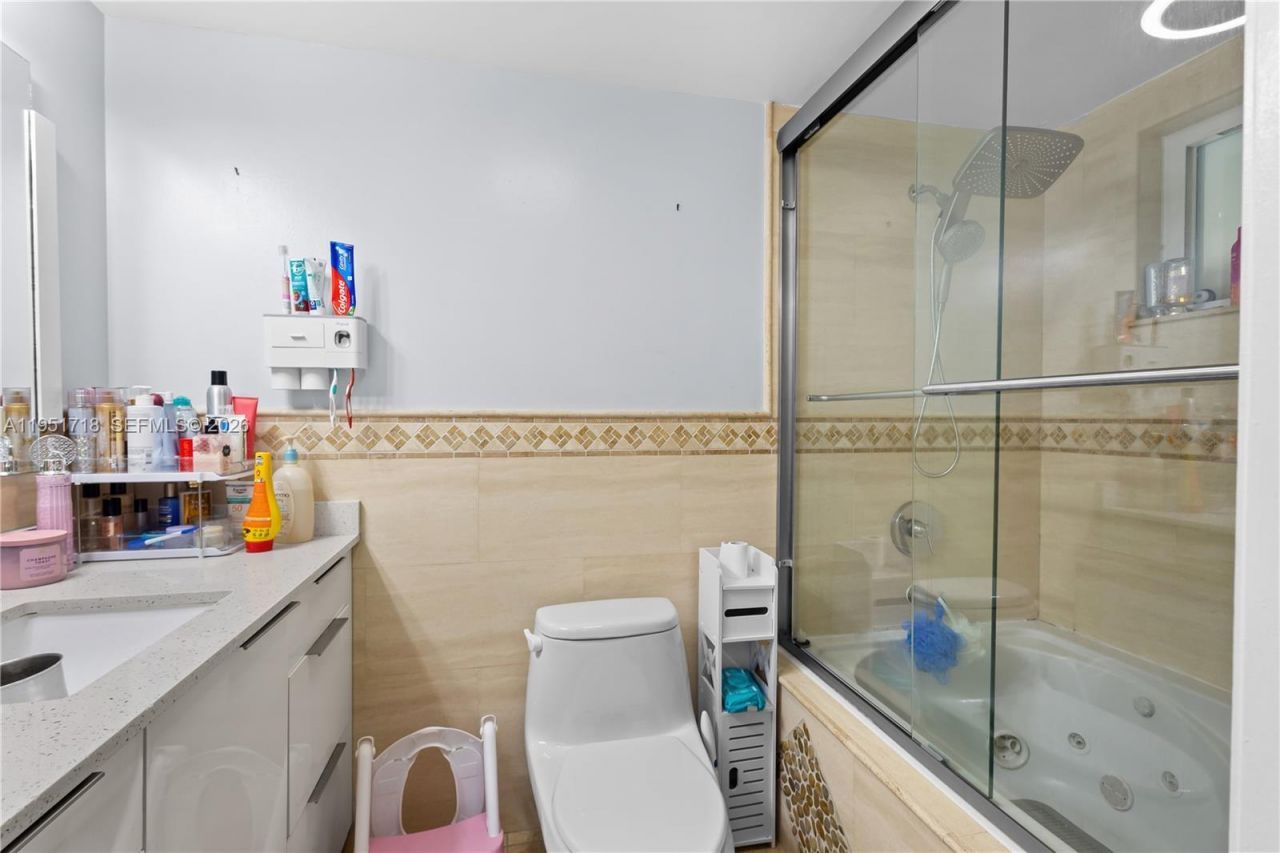 10358 NW 128th Ter , Hialeah Gardens, FL 33018 Photo