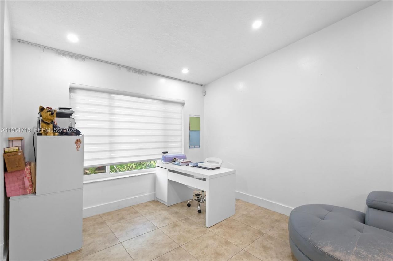 10358 NW 128th Ter , Hialeah Gardens, FL 33018 Photo