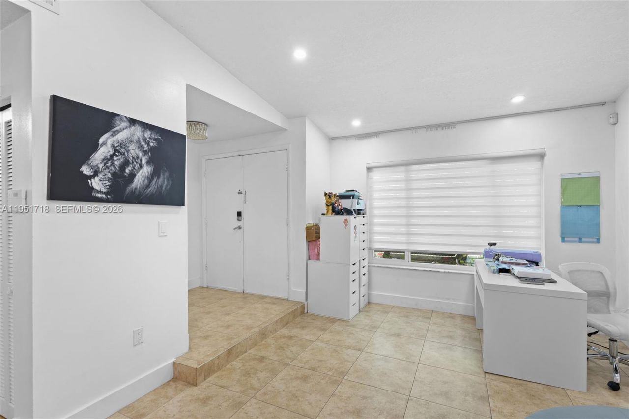 10358 NW 128th Ter , Hialeah Gardens, FL 33018 Photo