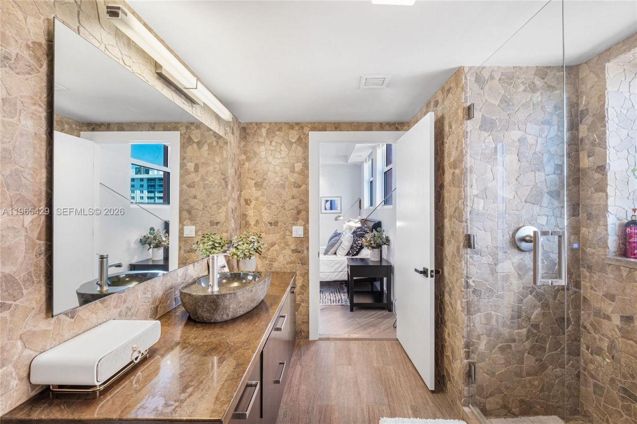 2100 N Ocean Blvd , Unit 11B, Fort Lauderdale, FL 33305 Photo