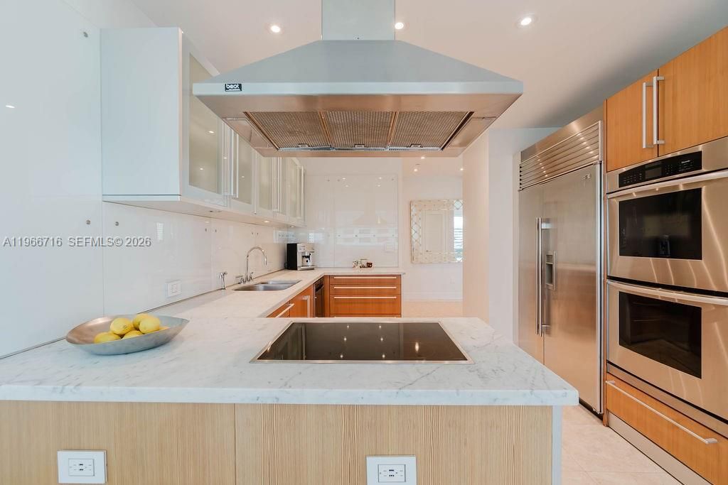 6103 Aqua Ave, Unit 702, Miami Beach, FL 33141 Photo