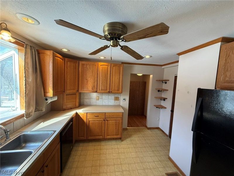 6784 Old Zoarville Road NE, Zoarville, OH 44656 Photo 13