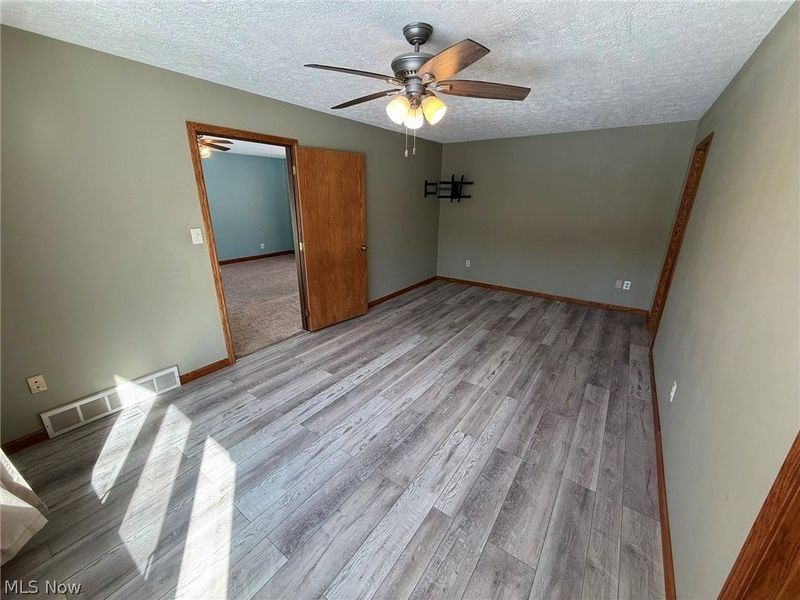 6784 Old Zoarville Road NE, Zoarville, OH 44656 Photo 19