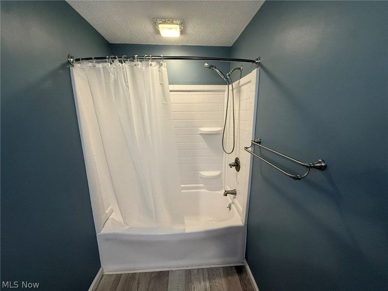 6784 Old Zoarville Road NE, Zoarville, OH 44656 Photo 22