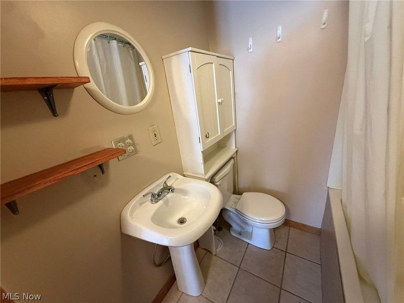 6784 Old Zoarville Road NE, Zoarville, OH 44656 Photo 32