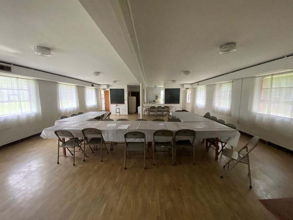 808 Ellis Avenue Photo 10