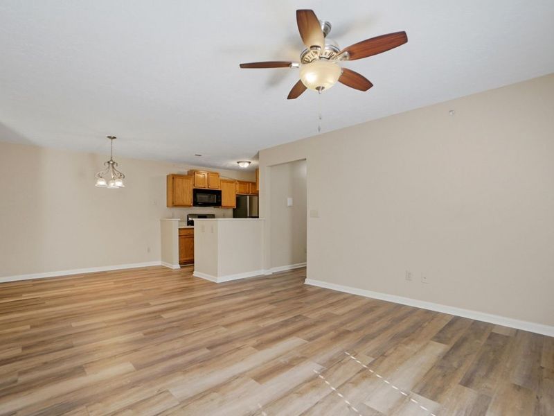 551 Napa Valley Lane, Unit 4, Crestview Hills, KY 41017 Photo 2